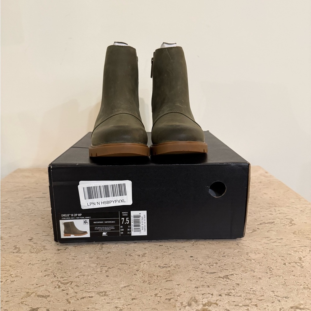 SOREL® Emelie III Zip WP Boots - Picture 13 of 16